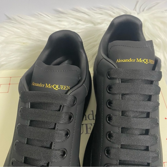Alexander McQueen Black Men\'s Sneakers
